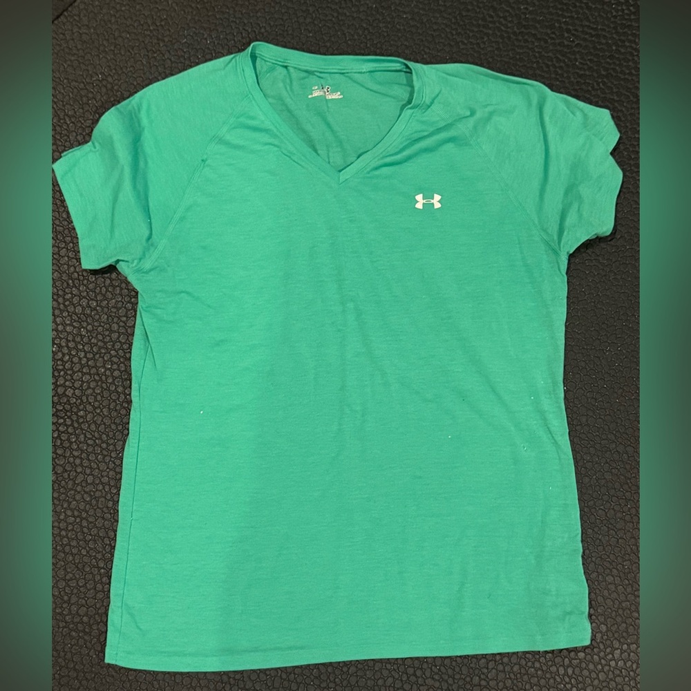 Under Armour Women's Teal V-Neck Tee